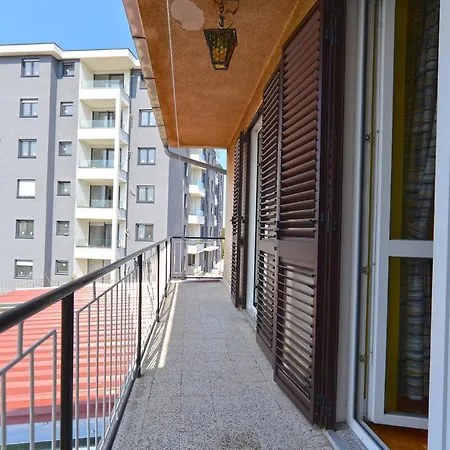 Апартаменти Snezana 2265 Пула