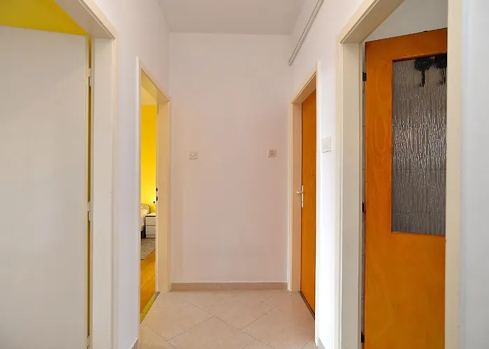 Snezana 2265 * Pula