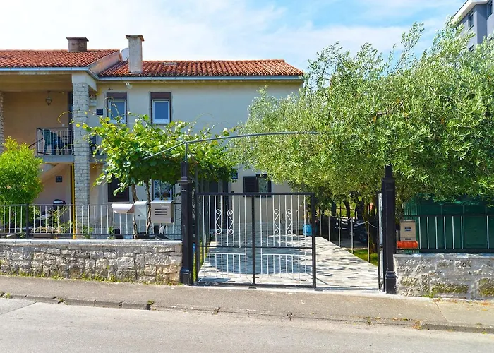 Snezana 2265 شقة *