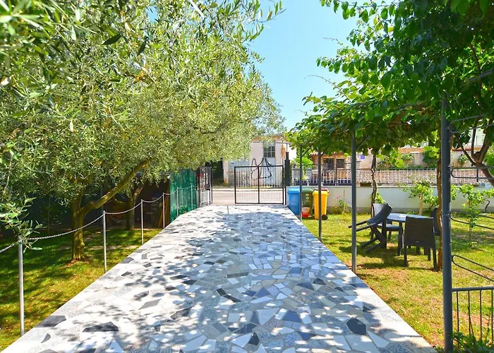 شقة Snezana 2265 *